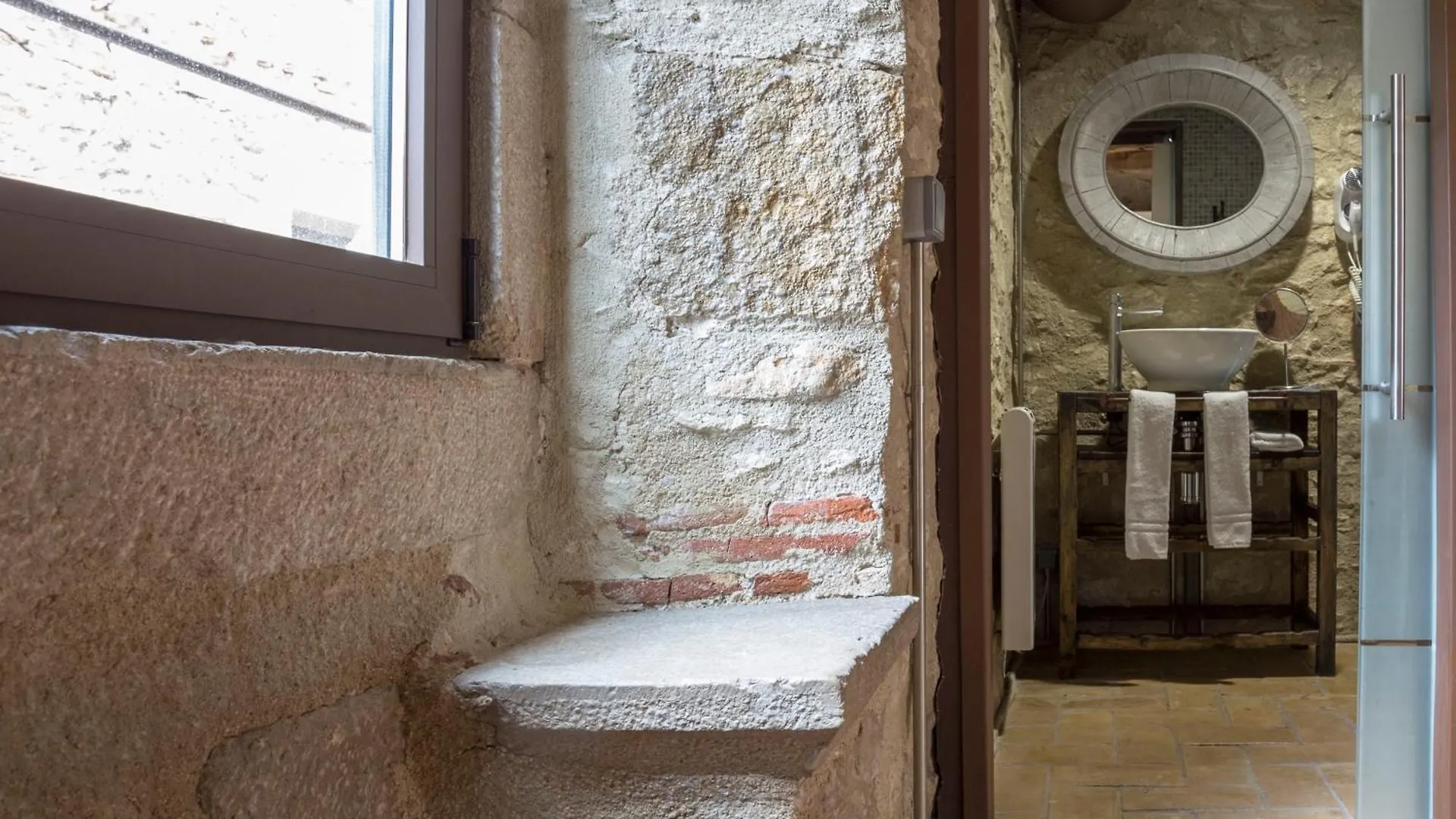 As Palau Dels Alemanys Suites Boutique Monument Gerona Aparthotel
