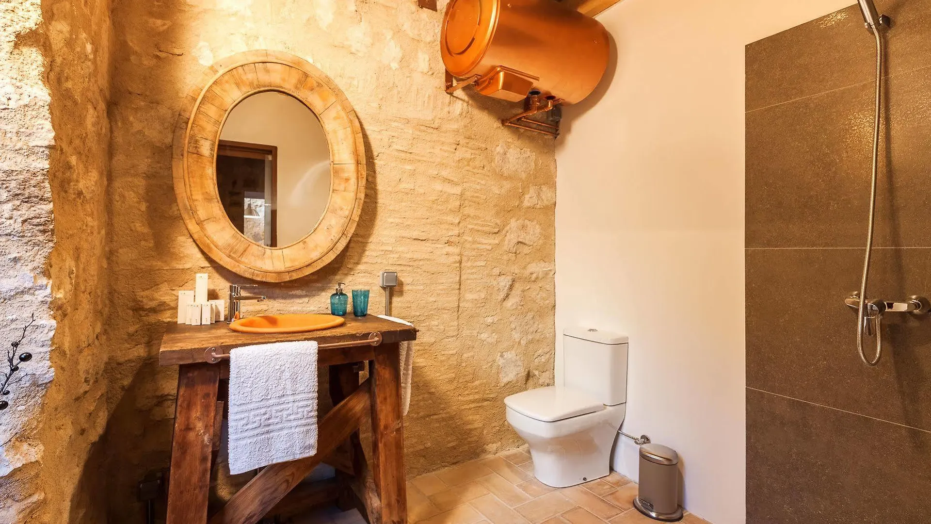 Aparthotel As Palau Dels Alemanys Suites Boutique Monument Girona
