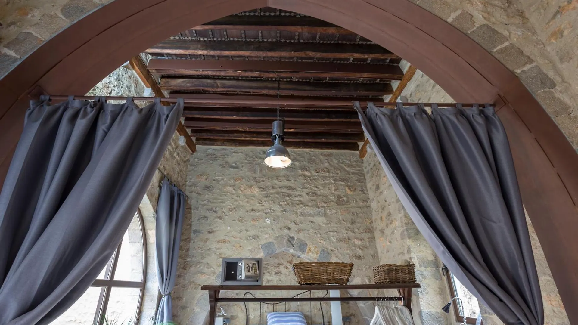 As Palau Dels Alemanys Suites Boutique Monument Gerona 3*,