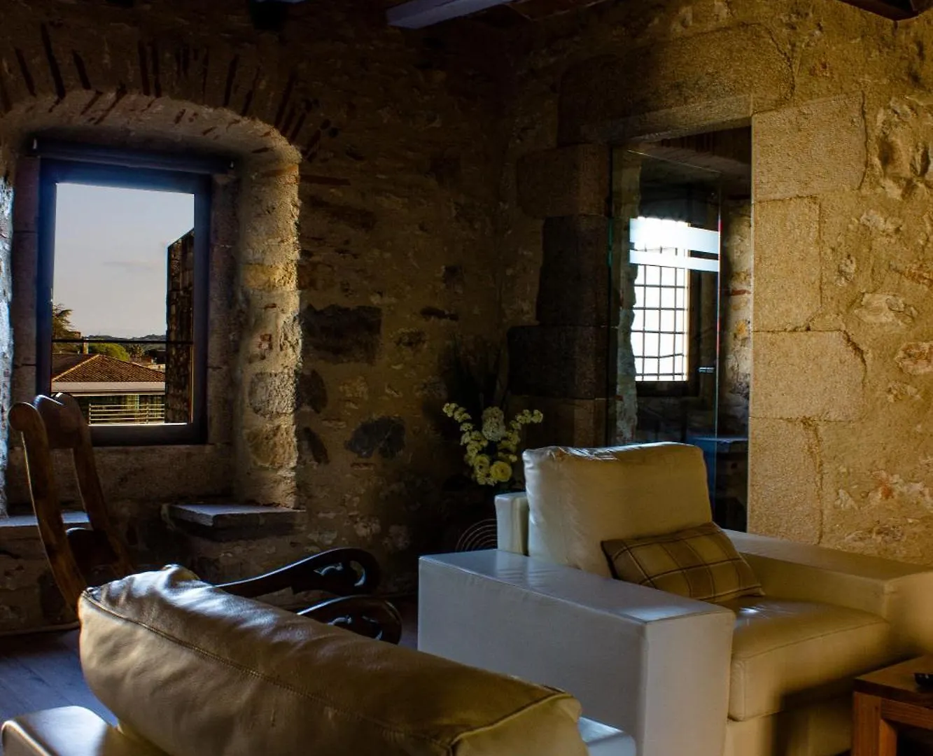 Aparthotel As Palau Dels Alemanys Suites Boutique Monument Girona