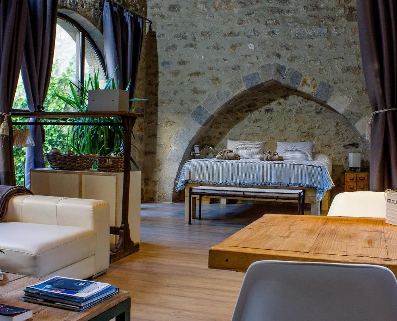 As Palau Dels Alemanys Suites Boutique Monument Gerona