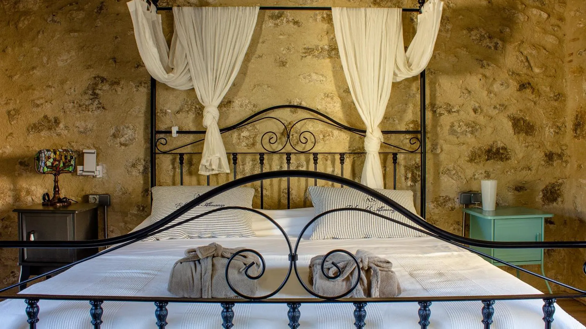As Palau Dels Alemanys Suites Boutique Monument Gerona España